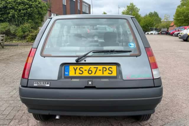 Renault 5 (1990) thumbnail 5