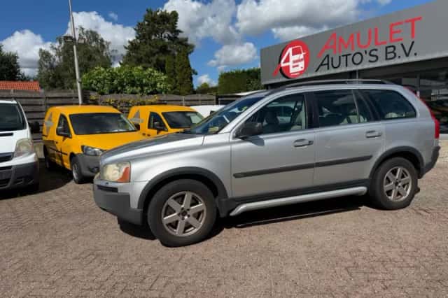 Volvo XC90 (2004) thumbnail 2