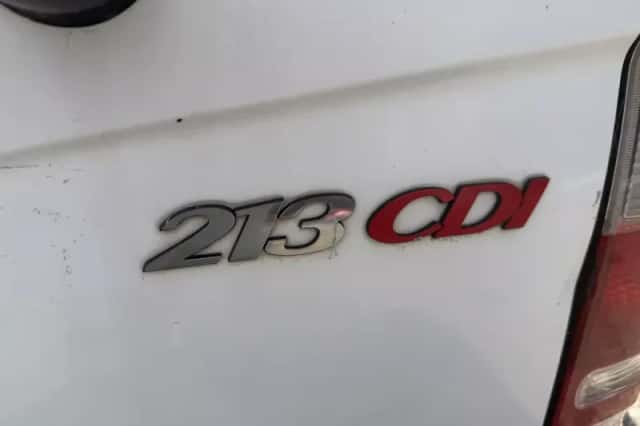 Mercedes-Benz Sprinter (2012) thumbnail 6