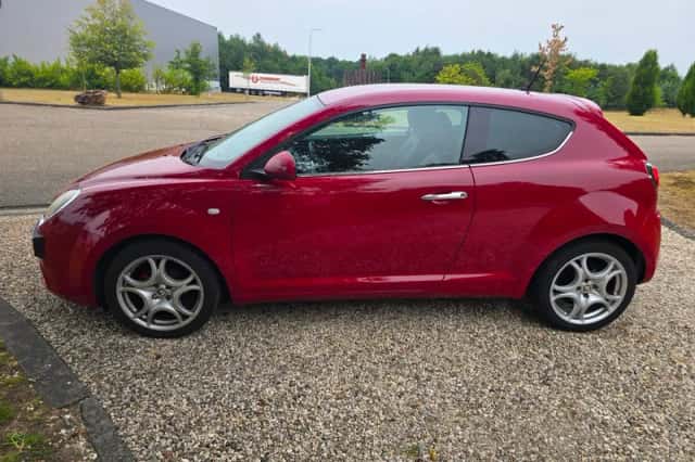 Alfa Romeo Mito (2014) thumbnail 5
