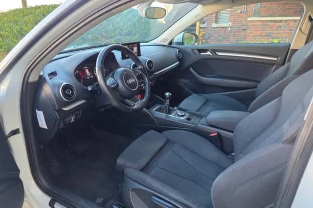 Audi A3 (2012) thumbnail 2