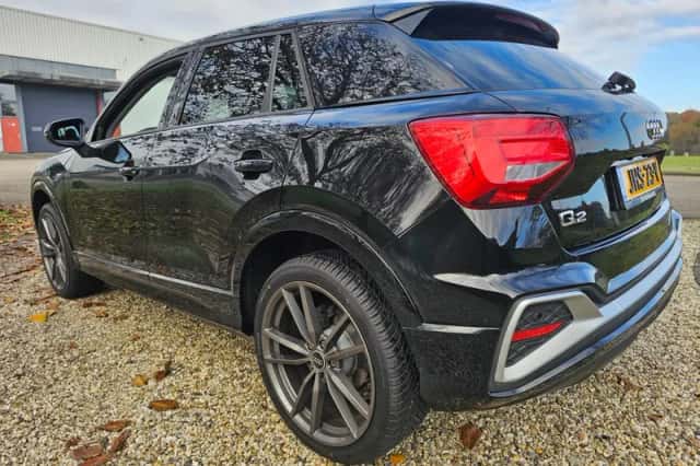 Audi Q2 (2023) thumbnail 3