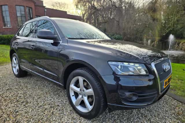Audi Q5 (2009) thumbnail 1