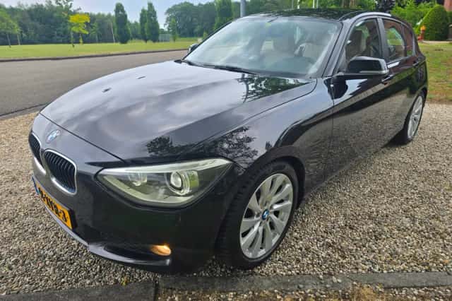 BMW 1-Serie (2012) thumbnail 6