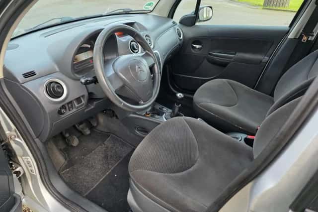 Citroën C3 (2006) thumbnail 2