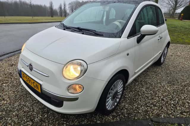 Fiat 500 (2009) thumbnail 4