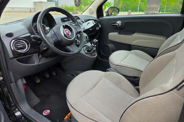 Fiat 500 (2011) thumbnail 2
