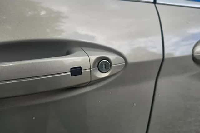 Ford B-Max (2013) thumbnail 4