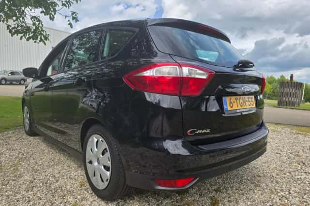 Ford C-Max (2014) thumbnail 3