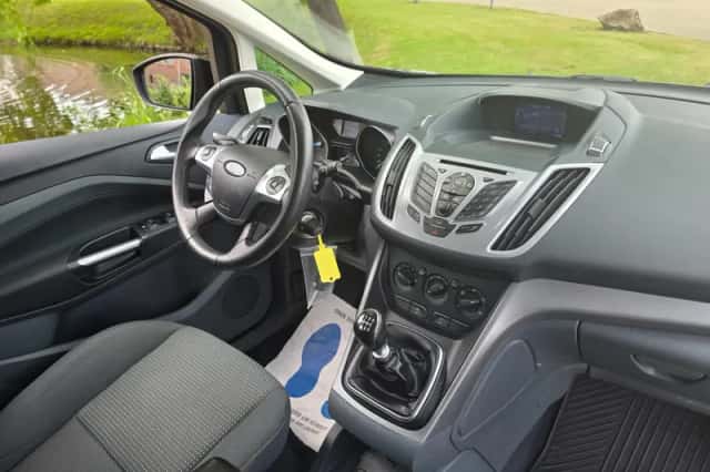 Ford C-Max (2014) thumbnail 6