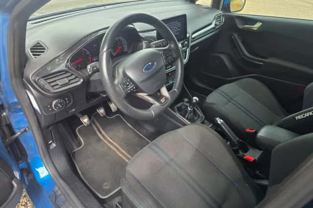 Ford Fiesta (2020) thumbnail 2