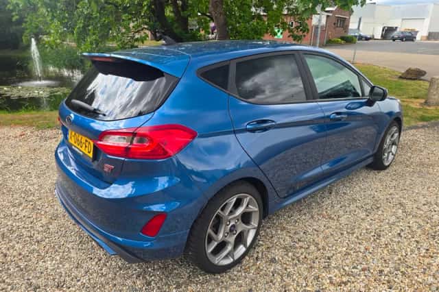 Ford Fiesta (2020) thumbnail 3