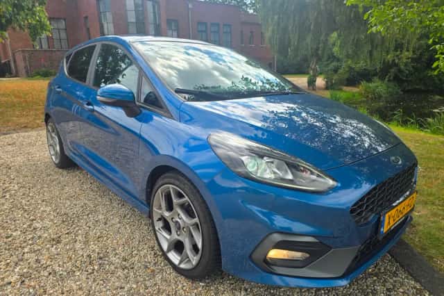 Ford Fiesta (2020) thumbnail 4