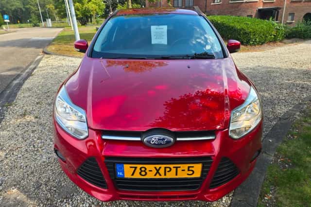 Ford Focus (2012) thumbnail 5