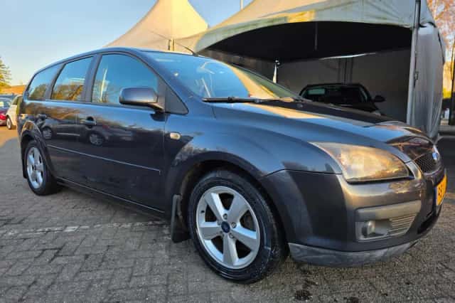 Ford Focus (2007) thumbnail 1