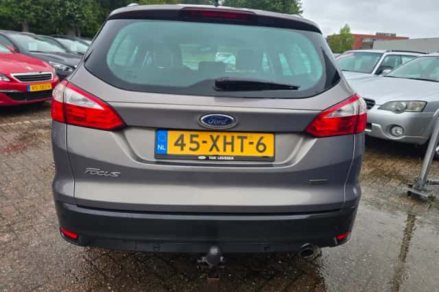 Ford Focus (2012) thumbnail 5