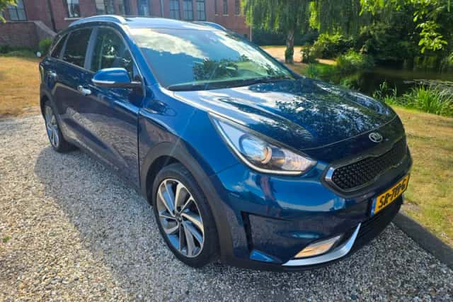 Kia Niro (2018) thumbnail 4