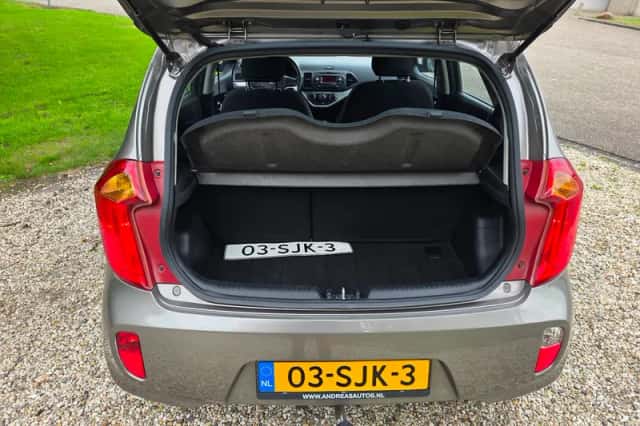 Kia Picanto (2011) thumbnail 4