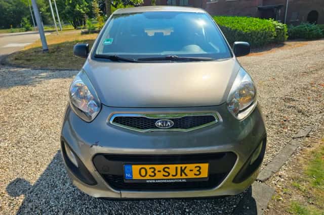 Kia Picanto (2011) thumbnail 5