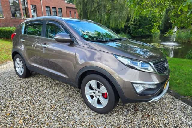 Kia Sportage (2012) thumbnail 1