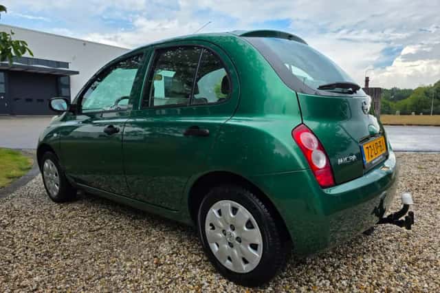 Nissan Micra (2003) thumbnail 3