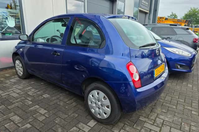 Nissan Micra (2003) thumbnail 3
