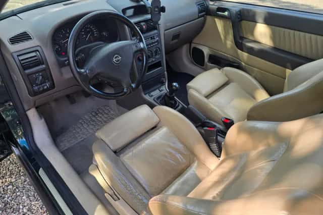 Opel Astra (2000) thumbnail 2