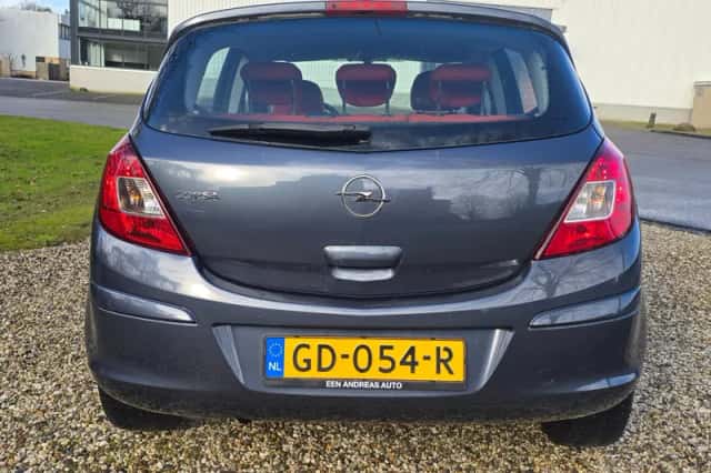 Opel Corsa (2008) thumbnail 6