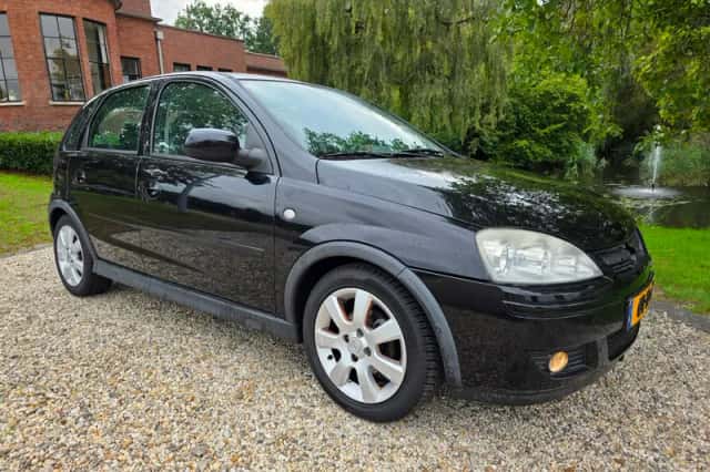Opel Corsa (2006) thumbnail 1