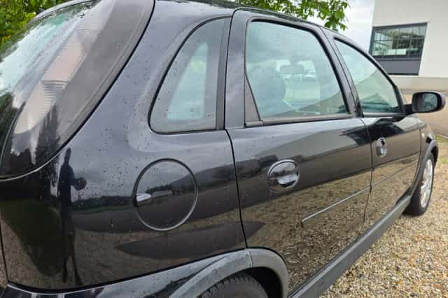 Opel Corsa (2006) thumbnail 5