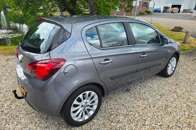 Opel Corsa (2015) thumbnail 3