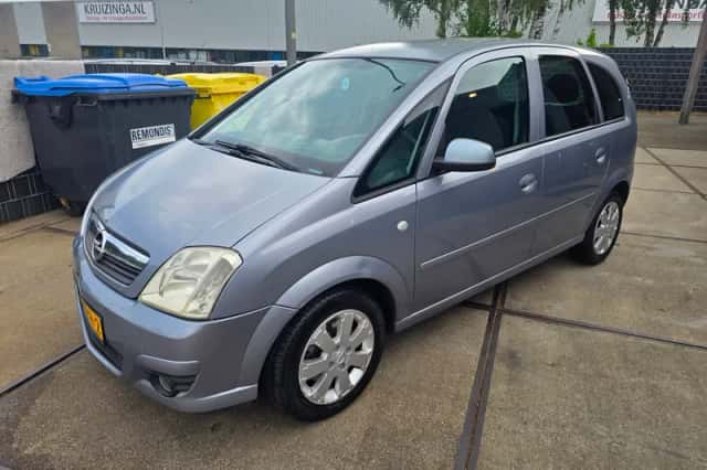 Opel Meriva (2009) thumbnail 1
