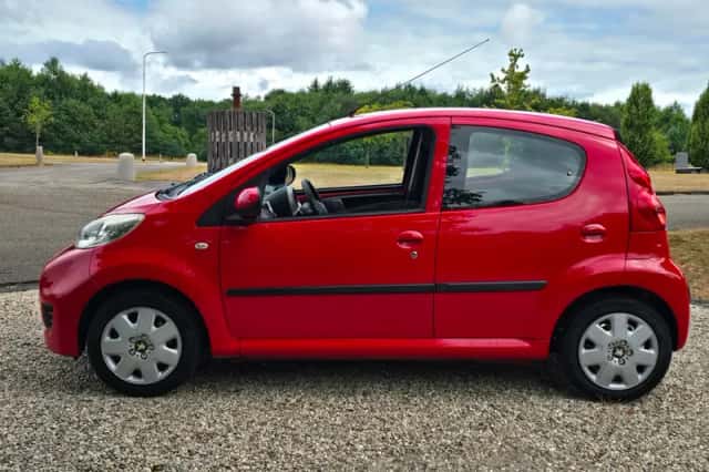 Peugeot 107 (2011) thumbnail 4