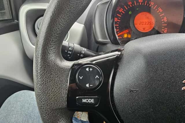 Peugeot 108 (2015) thumbnail 5