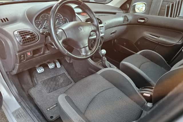 Peugeot 206 (2006) thumbnail 2