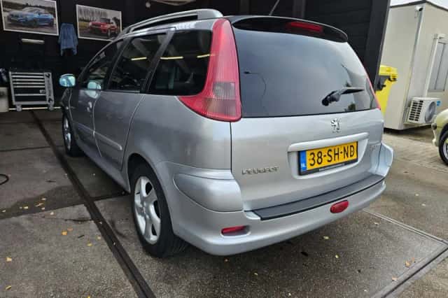 Peugeot 206 (2006) thumbnail 5