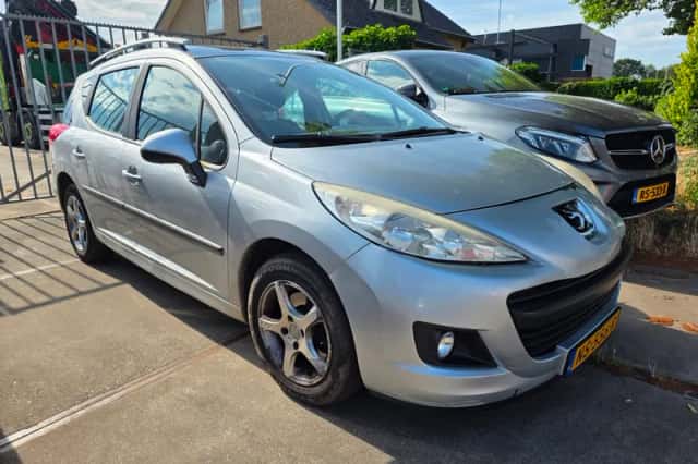 Peugeot 207 (2010) thumbnail 5