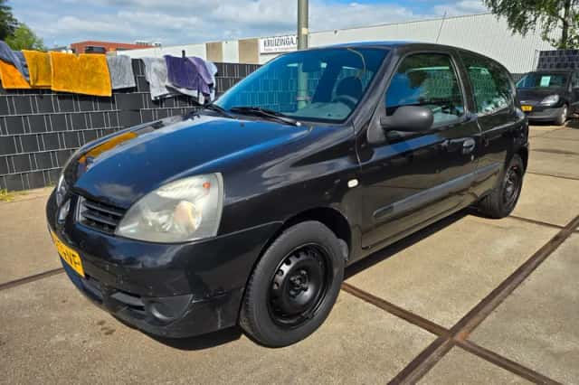 Renault Clio (2007) thumbnail 1