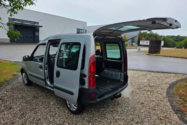 Renault Kangoo (2000) thumbnail 3