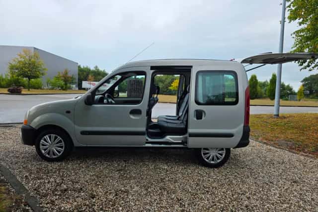 Renault Kangoo (2000) thumbnail 4