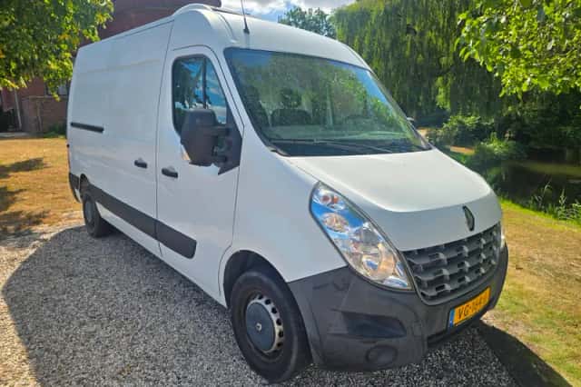 Renault Master (2012) thumbnail 4