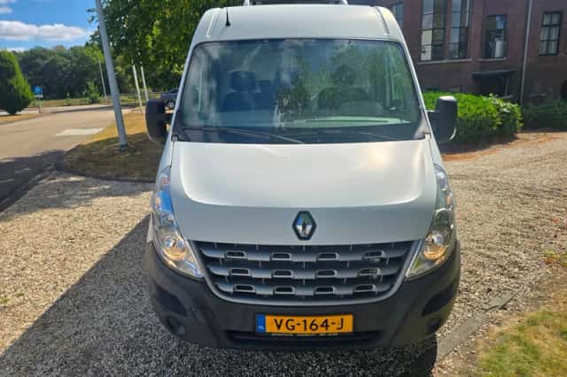 Renault Master (2012) thumbnail 5