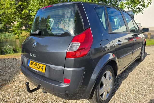 Renault Scénic (2008) thumbnail 3