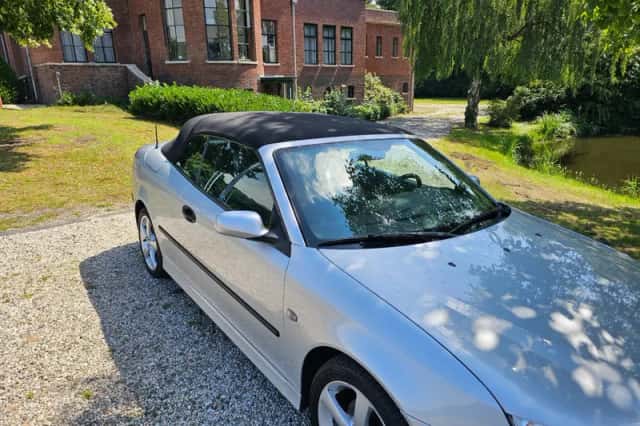 Saab 9-3 (2004) thumbnail 6