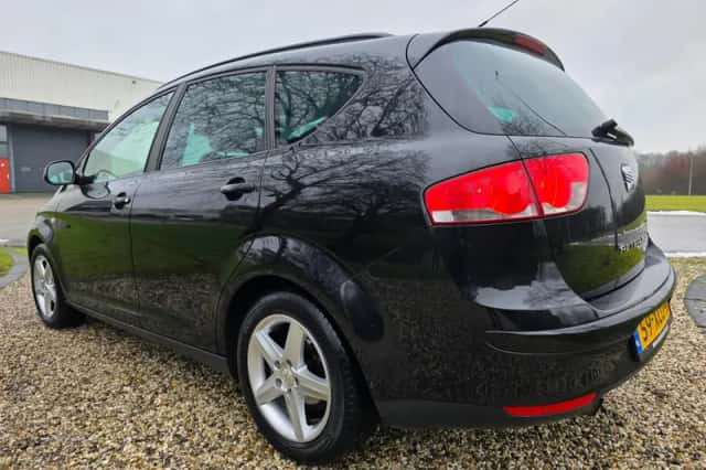 SEAT Altea XL (2012) thumbnail 3