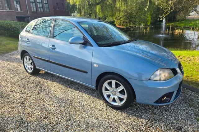 SEAT Ibiza (2006) thumbnail 1