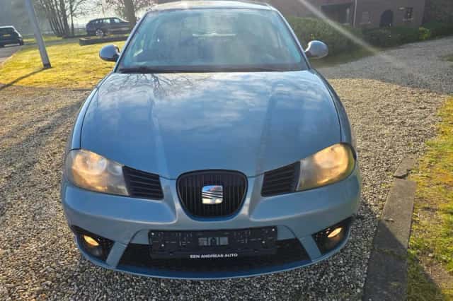 SEAT Ibiza (2006) thumbnail 3
