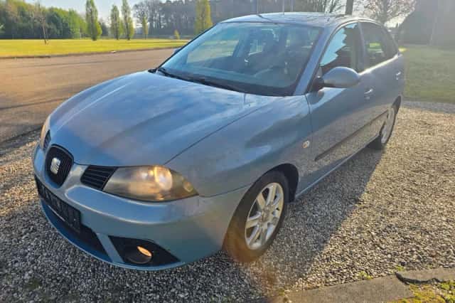 SEAT Ibiza (2006) thumbnail 4
