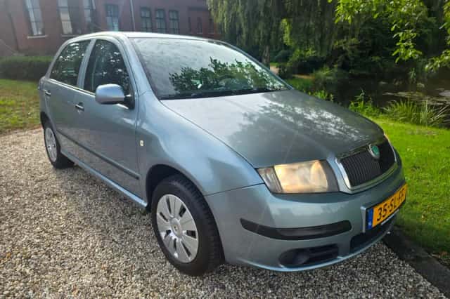 Škoda Fabia (2006) thumbnail 2