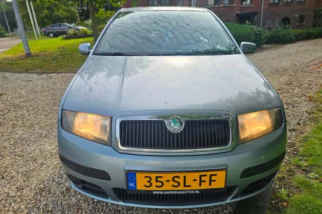 Škoda Fabia (2006) thumbnail 3